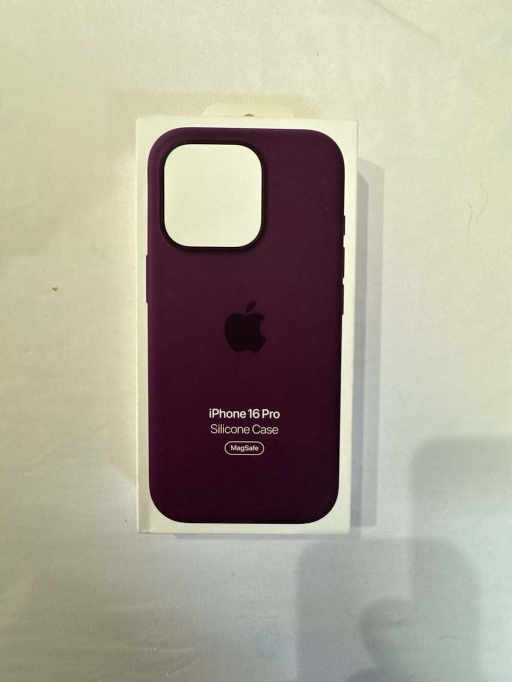 N469 Apple iPhone 16 Pro Silicone Case with MagSafe